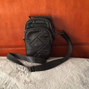 Stylish Black Unisex Crossbody Bag Multipale Compartments